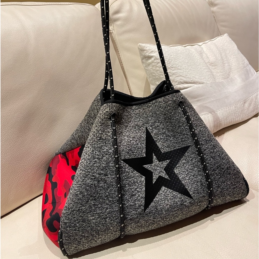 #HAUTESHORE | GREYSON BRAVE. Charcoal marle/black star/red camo sides.